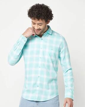 checked spread-collar shirt with patch pocket