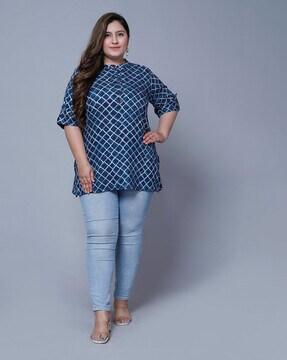checked straight kurti with roll-up sleeves