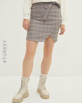 checked straight skirt with belt