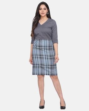 checked straight skirt