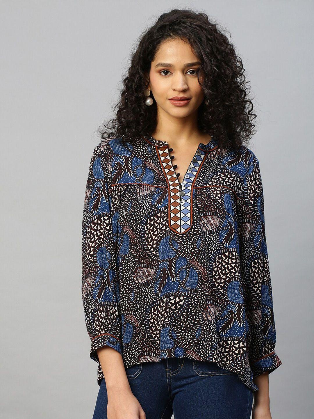 chemistry abstract printed three-fourth sleeves mandarin collar crepe shirt style top