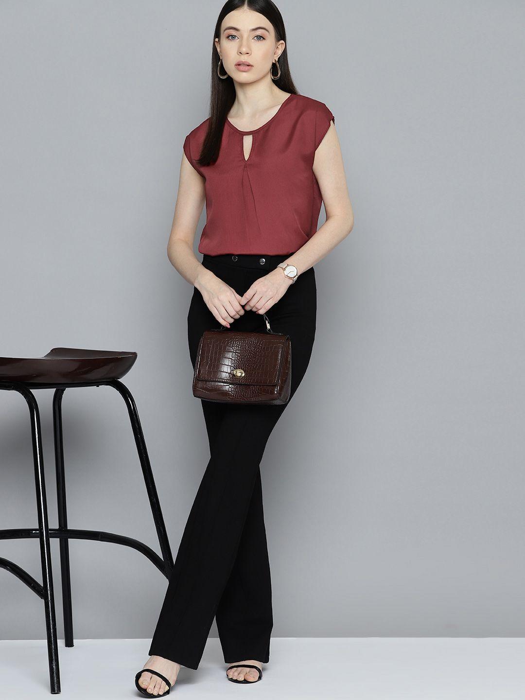 chemistry keyhole neck crepe top