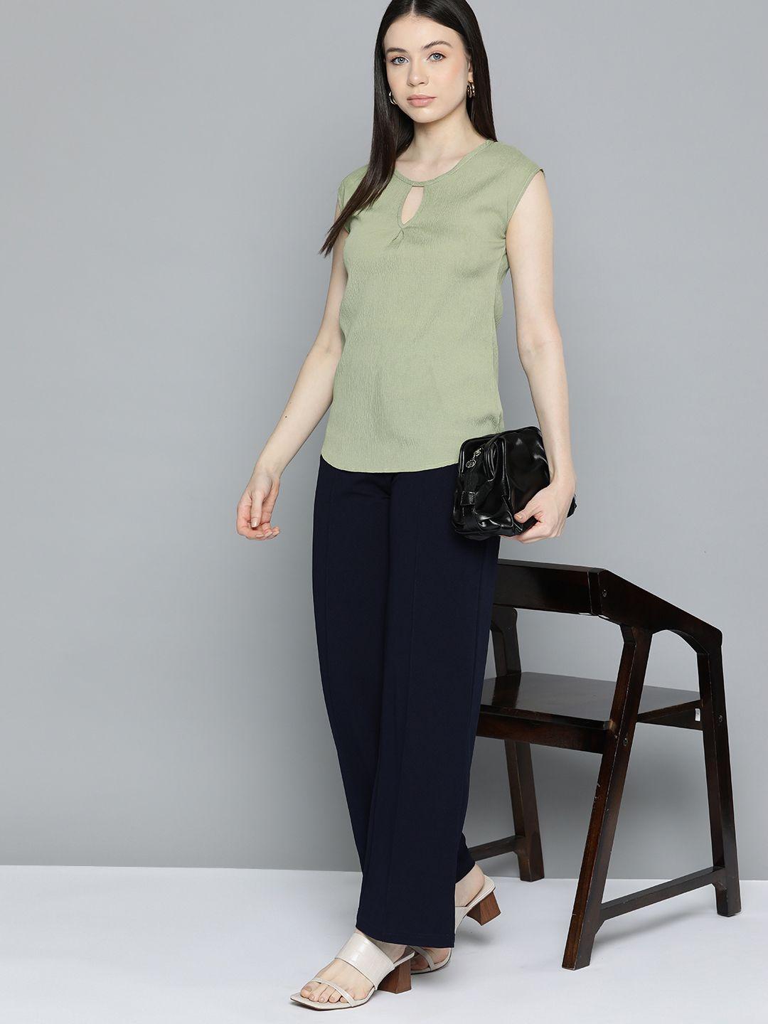 chemistry keyhole neck crepe top