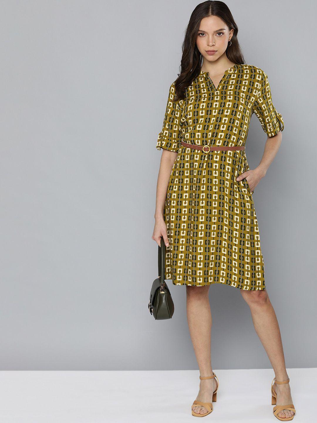 chemistry women olive green & black printed shift dress