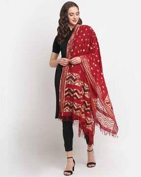 chevron print dupatta with tassels