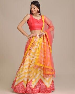 chevron print lehenga choli set with dupatta