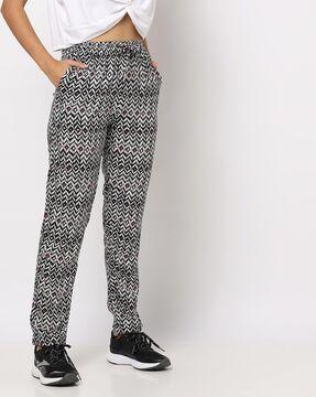 chevron print pants with insert pockets