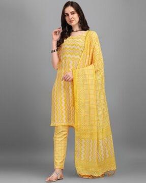 chevron print straight kurta set with dupatta