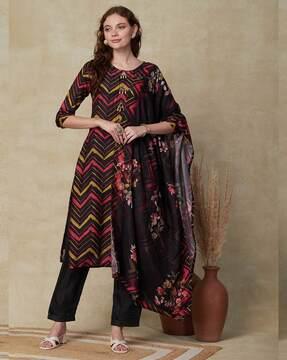 chevron print straight kurta set