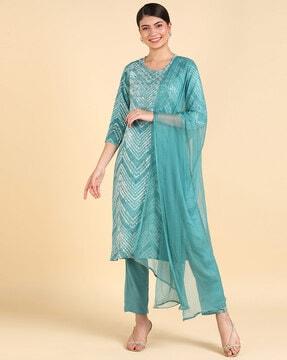 chevron print straight kurta with pants & dupatta