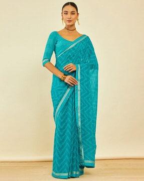 chevron saree with contrast border