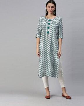 chevrons print straight kurta with tassels