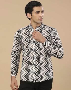 chevrons printed shirt with spread collar