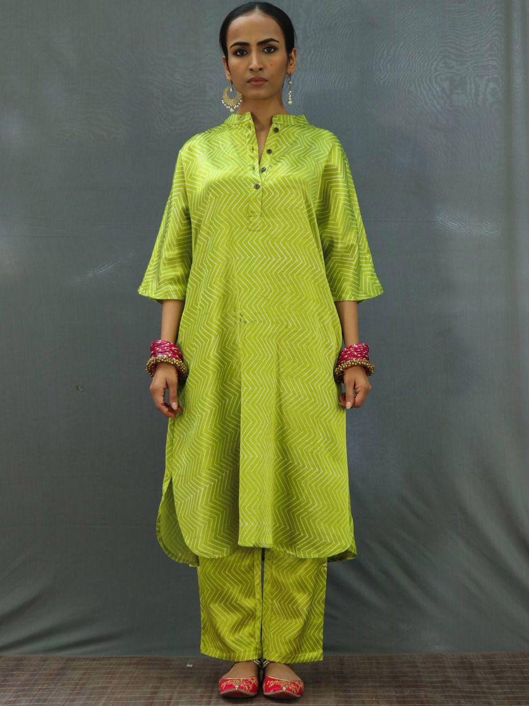chidiyaa mandarin collar chevron printed pure silk kurta with trousers