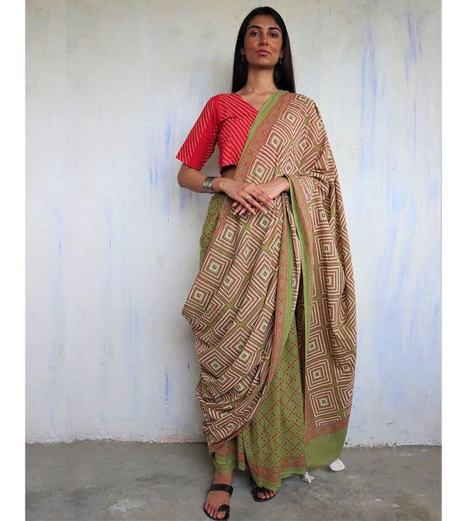 chidiyaa olive green & red geometric ajooni saree