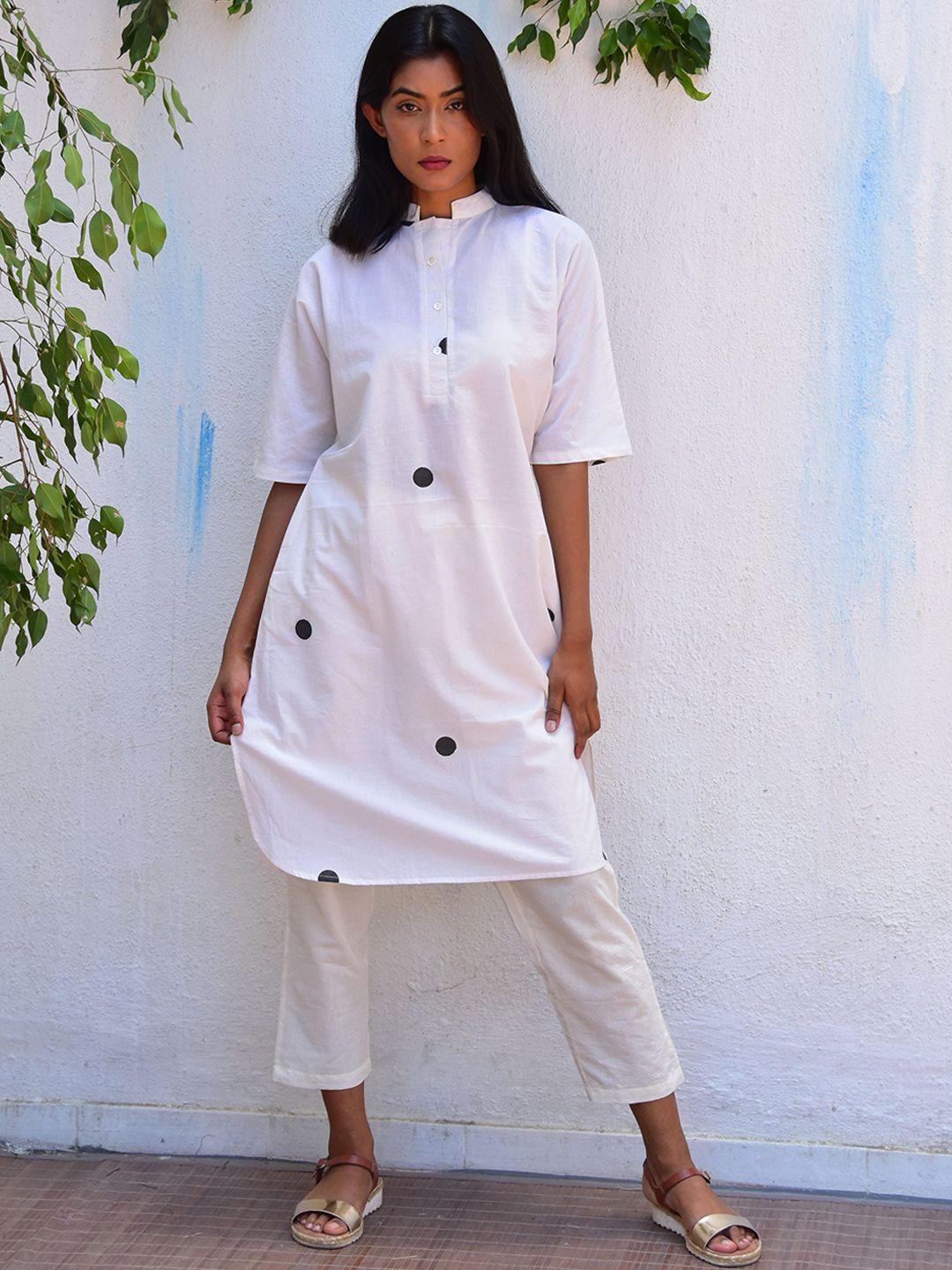 chidiyaa women white printed regular pure cotton kurta with trousers