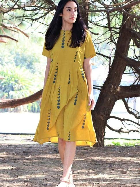 chidiyaa yellow block printed pleated  dress