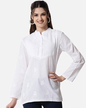 chikankari embroidered kurti with pleated top