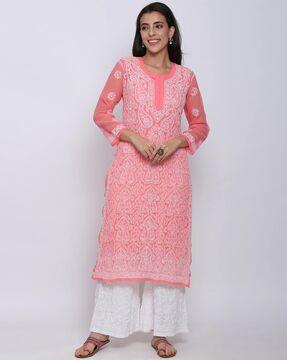 chikankari straight kurta