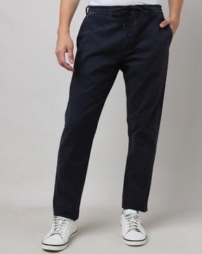 chinos with insert pockets