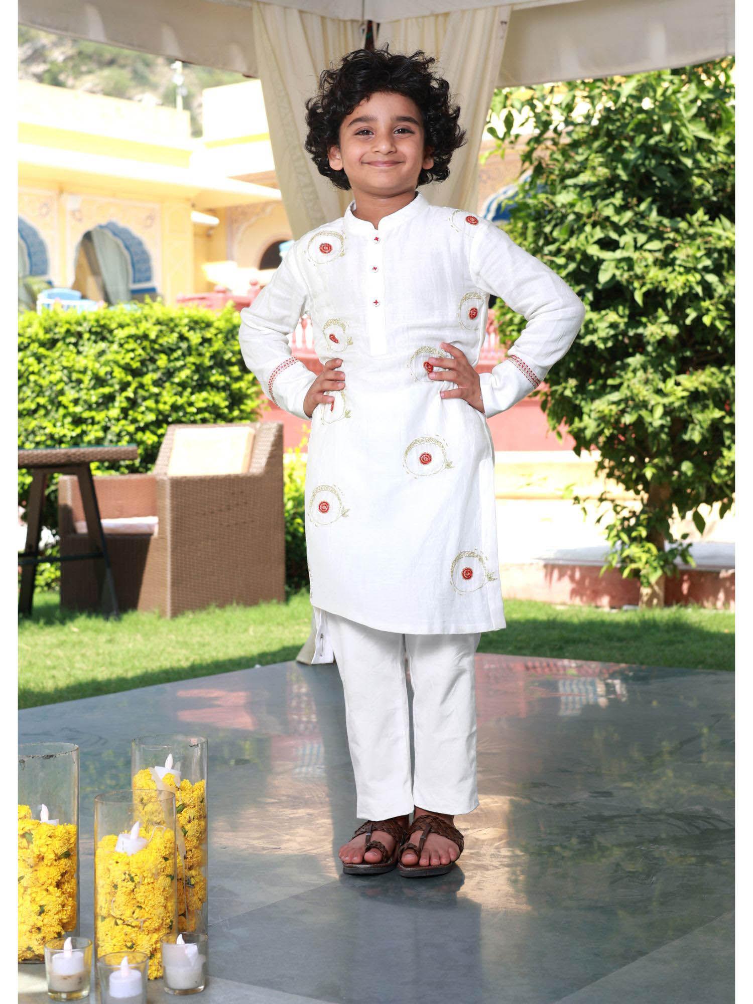 chirpy chakri pop kurta and pyjama (set of 2)