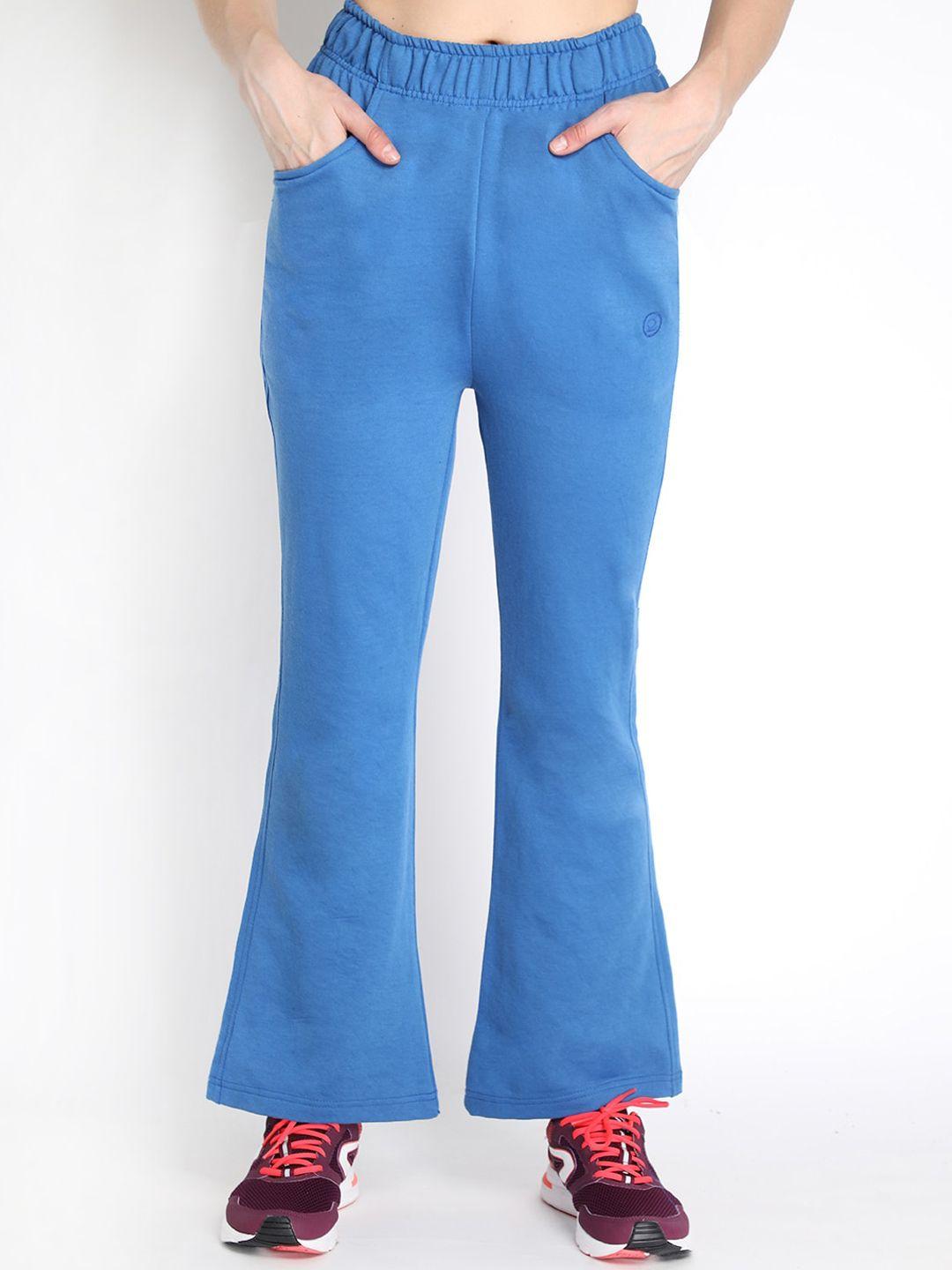 chkokko women blue solid bootcut track pants