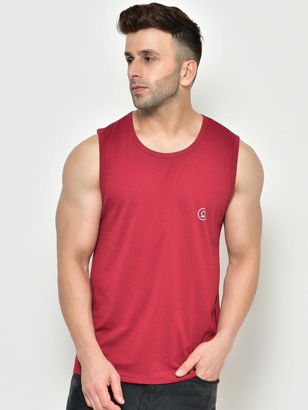 chkokko men maroon solid round neck dry fit t-shirt