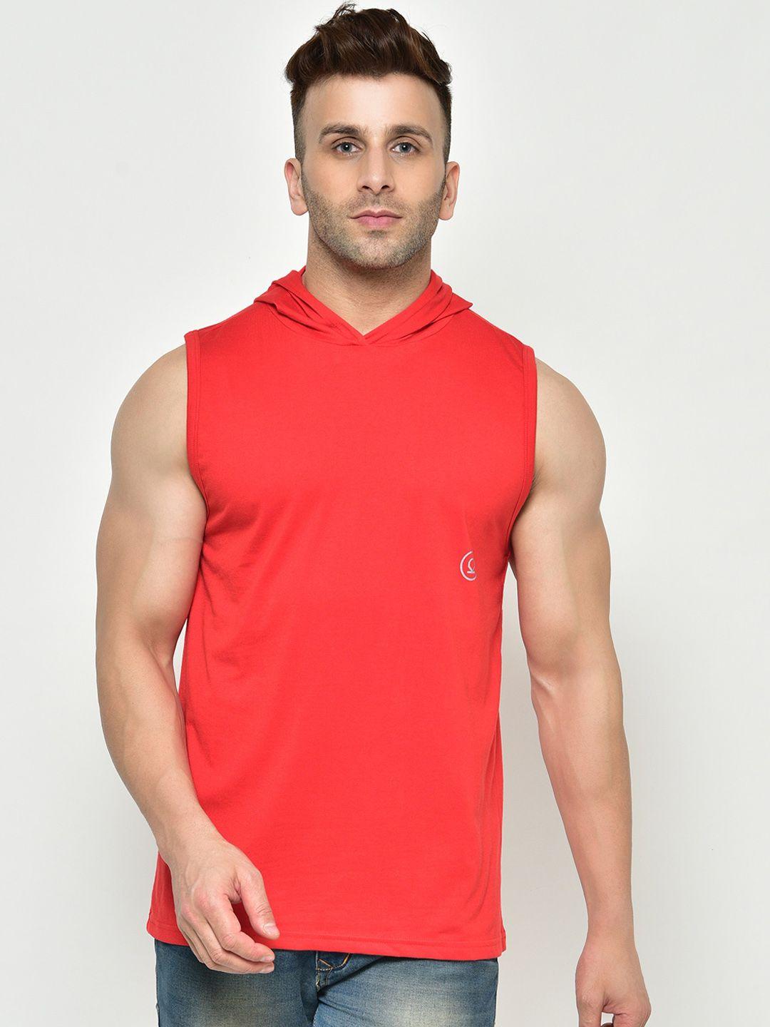 chkokko men red solid hood dry fit gym t-shirt