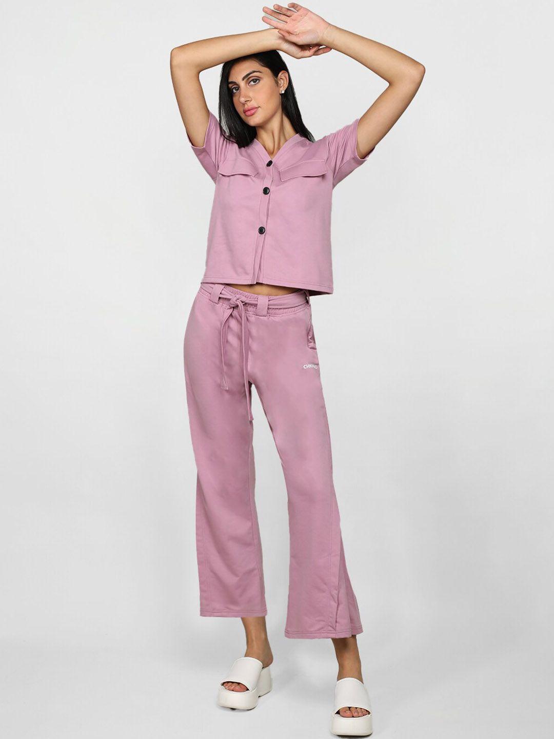 chkokko v-neck shirt with trousers