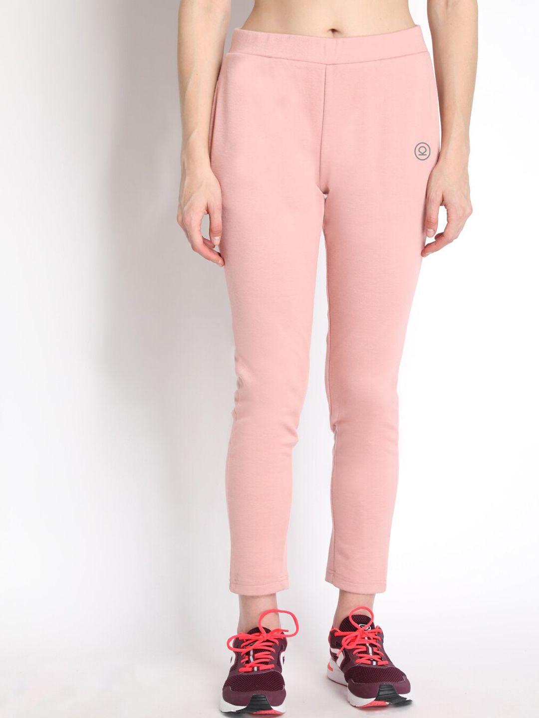 chkokko women peach-coloured solid track pants