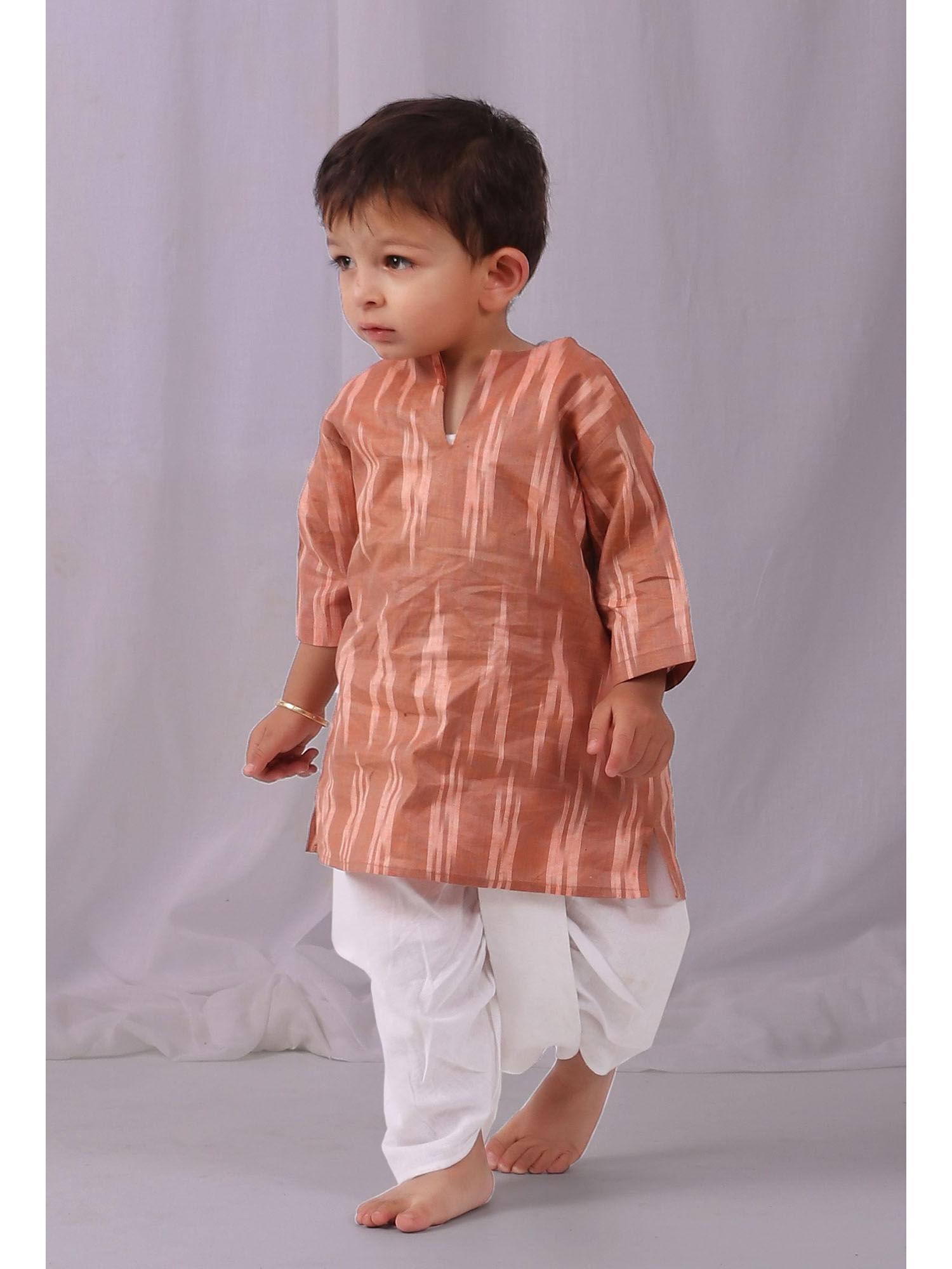 chocolate brown ikat kurta with white dhoti pants (set of 2)