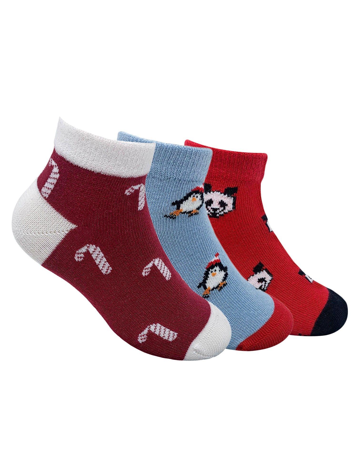 christmas feelin cotton ankle length socks for kids (pack of 3)