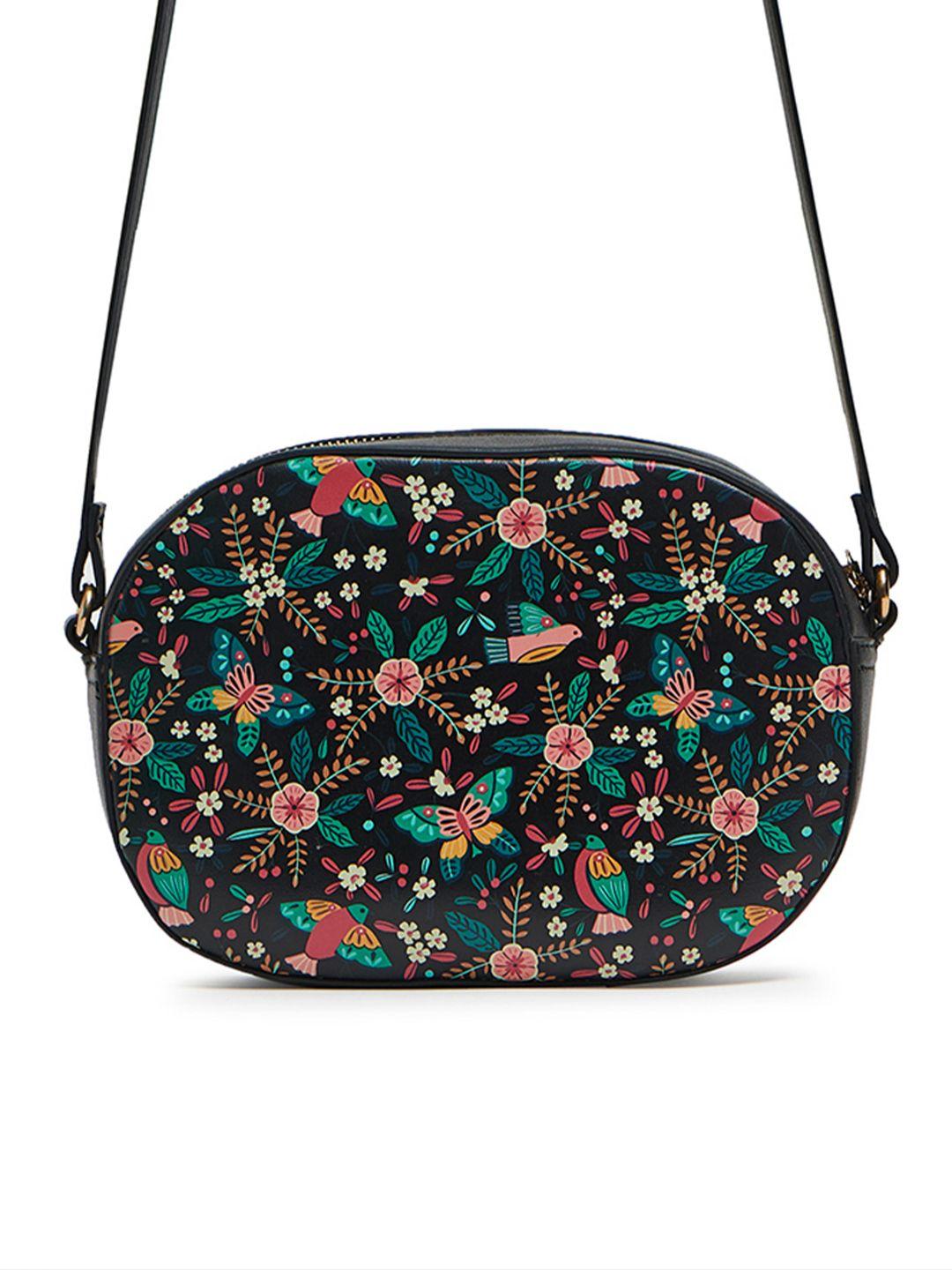 chumbak black structured sling bag