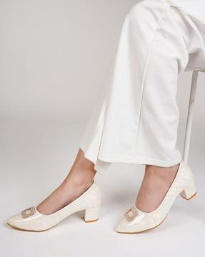 chunky-heeled shoes with pointed-toe