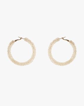 circular hoop earrings