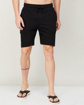 city shorts with drawstring