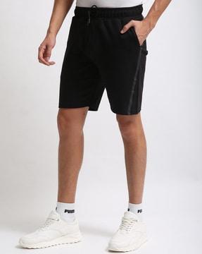 city shorts with elasticated drawstring waist