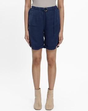 city shorts with elasticated waistband