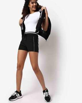 city shorts with elasticated waistband