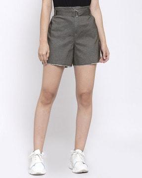 city shorts with insert pockets