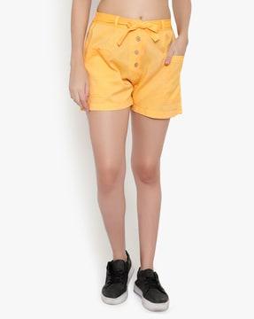 city shorts with patch pockets