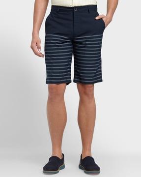city shorts with stripe detail