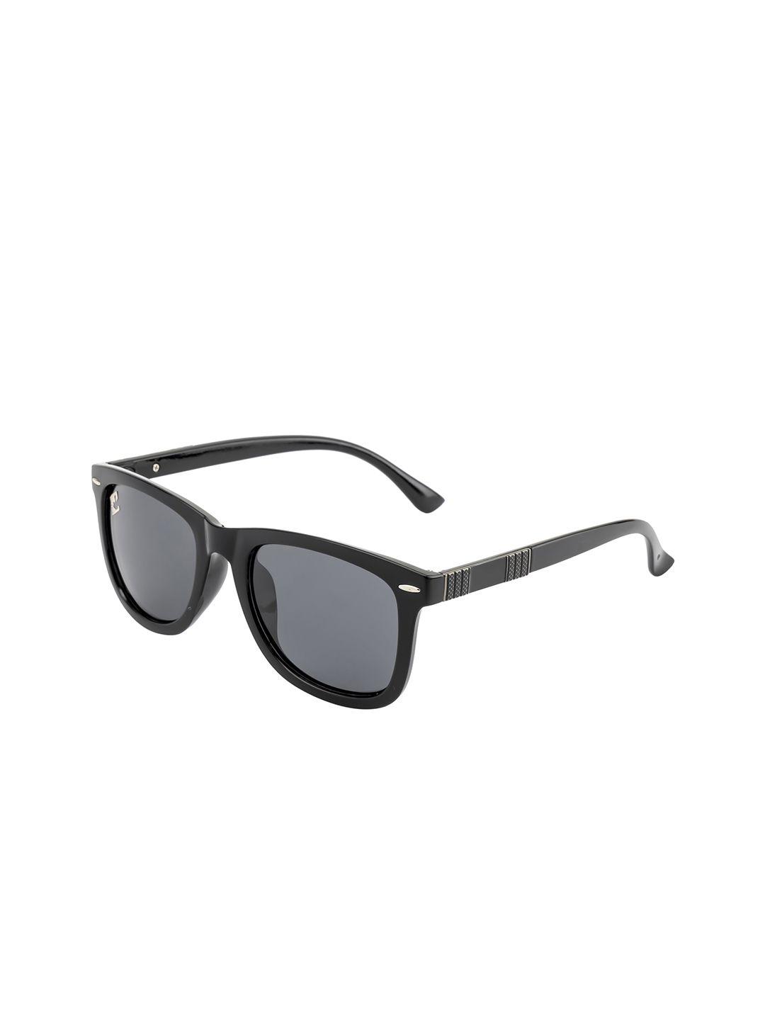 clark n palmer unisex black lens & black wayfarer sunglasses with polarised and uv protected lens