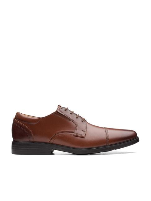 clarks-men's-clarkslite-brown-derby-shoes
