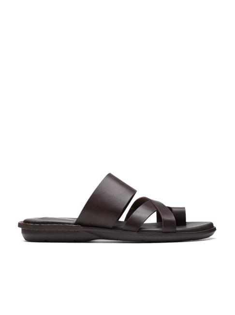 clarks-men's-penryn-loop-brown-toe-ring-sandals
