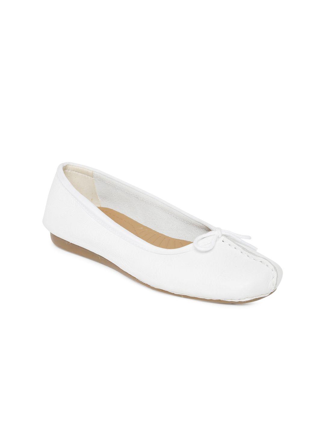clarks women white leather flat shoes