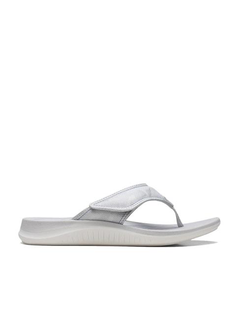 clarks women's glide post 2 silver thong wedges