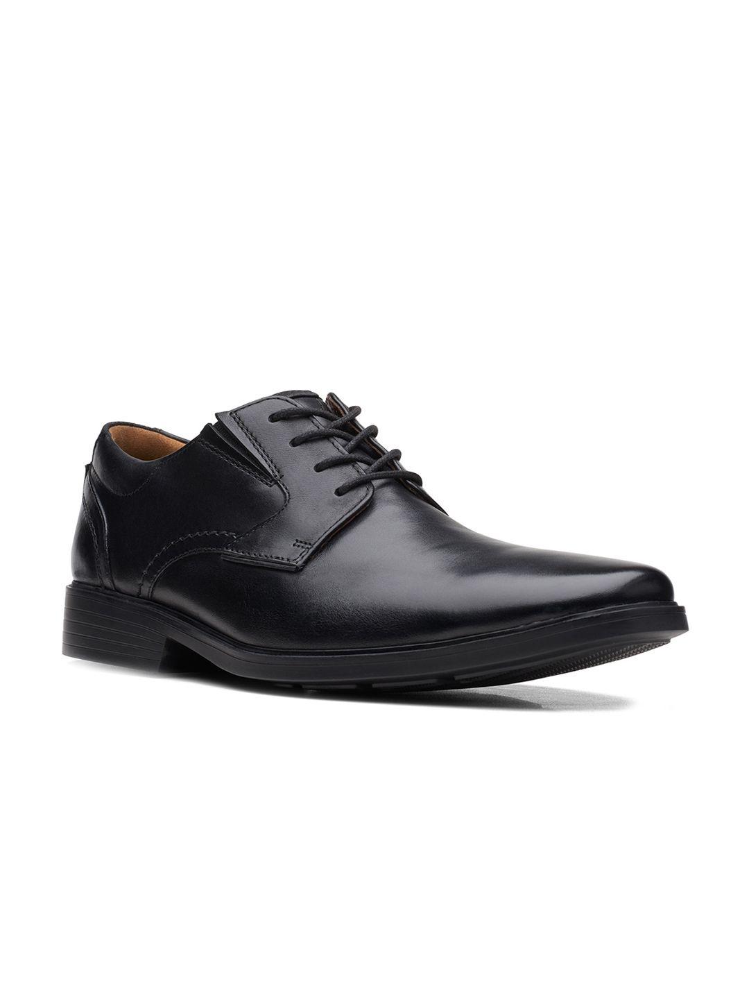 clarks men black bensley run leather solid formal derbys