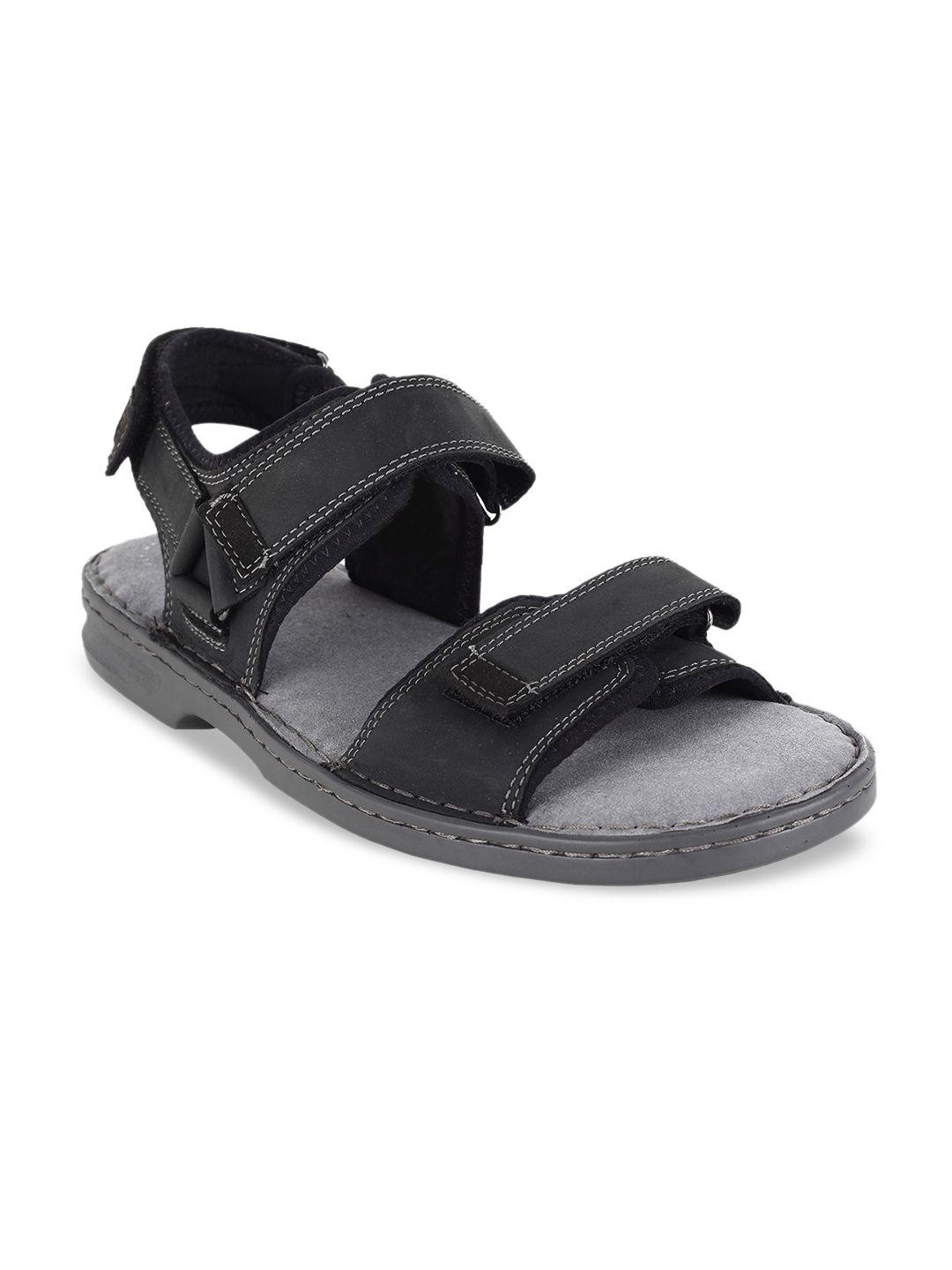 clarks men black solid leather sandals