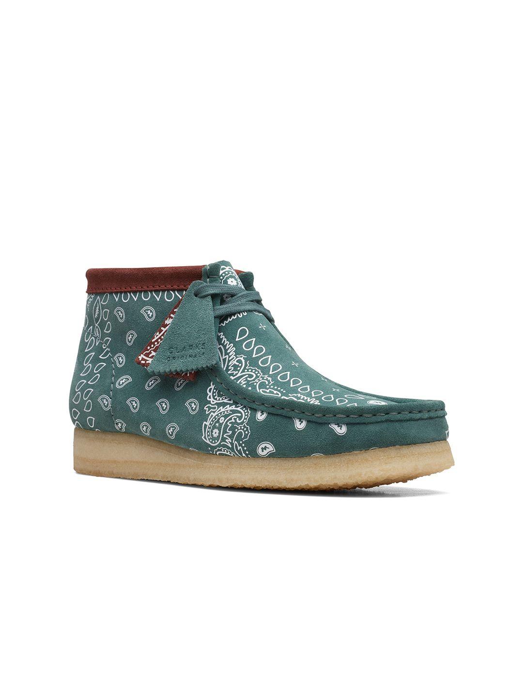 clarks men green printed suede boots